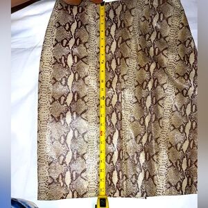 Leather snakeskin print pencil skirt